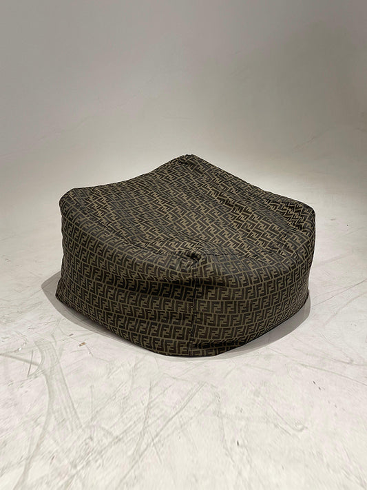 Fendi Cat Pouf （Fendi Lazy Sofa）