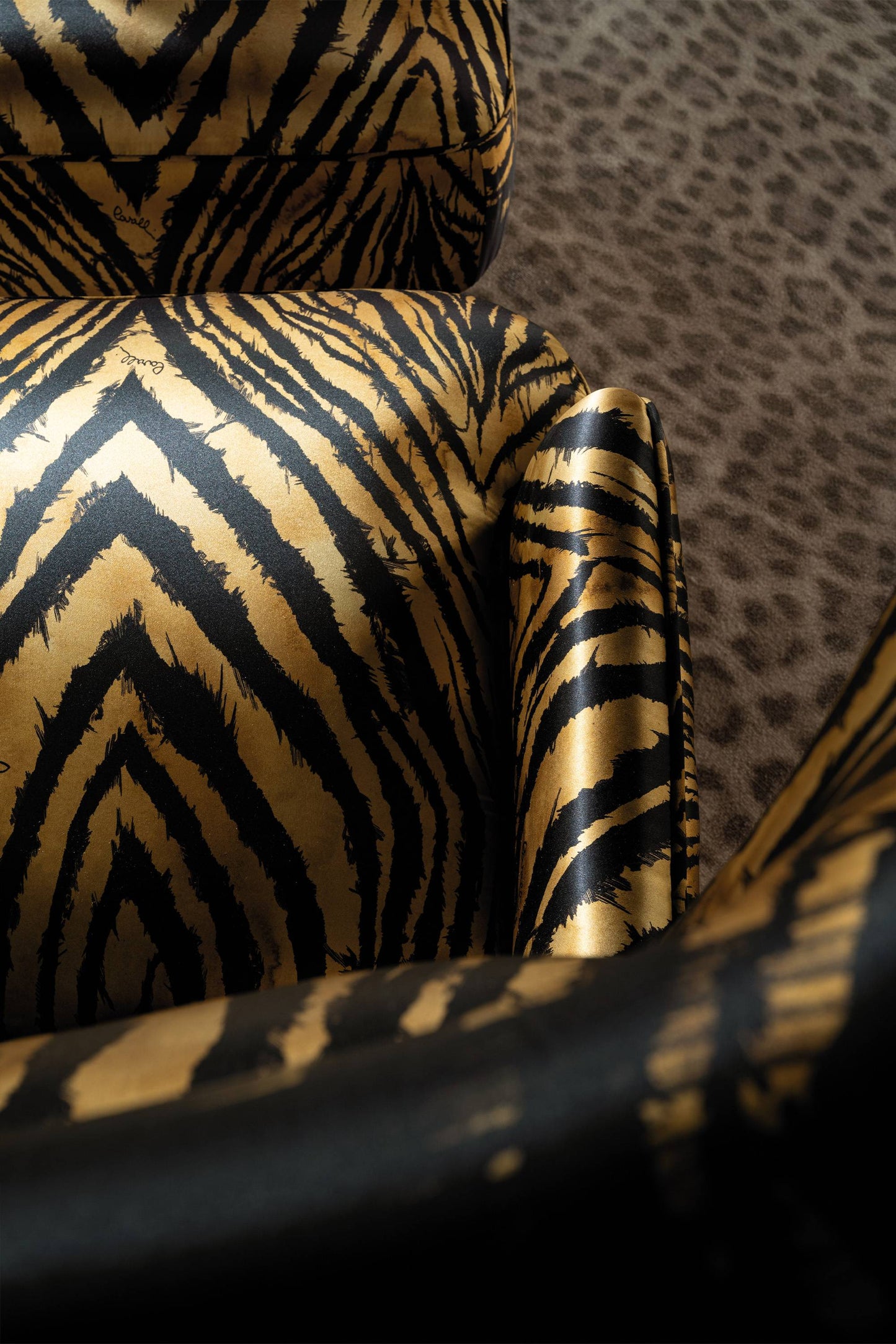 Roberto Cavalli Guam Leisure Chair