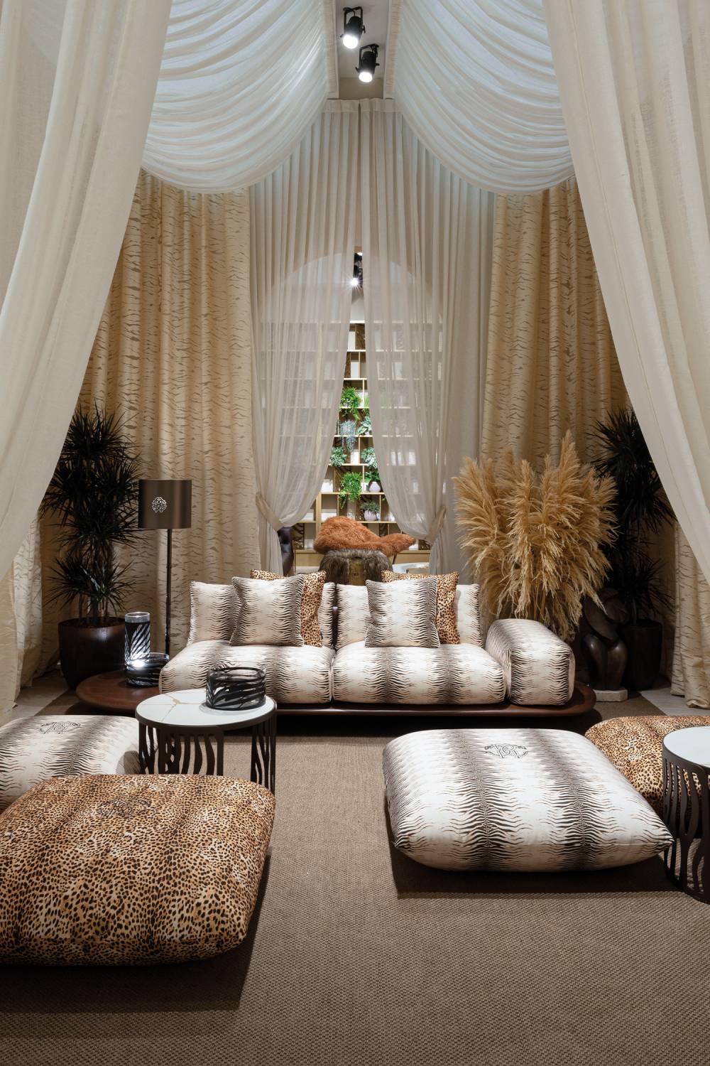 Roberto Cavalli Moremi Sofa