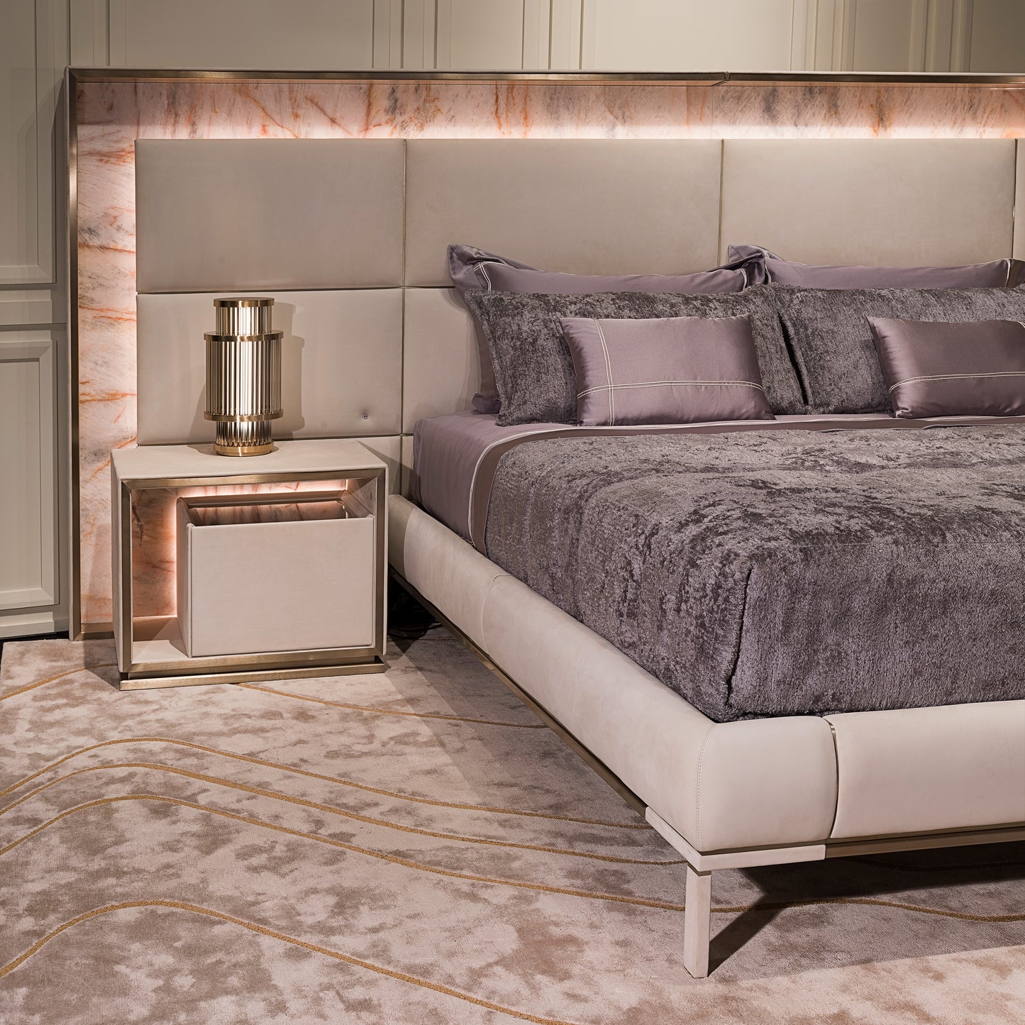 Visionnaire Aubade Fly Bed