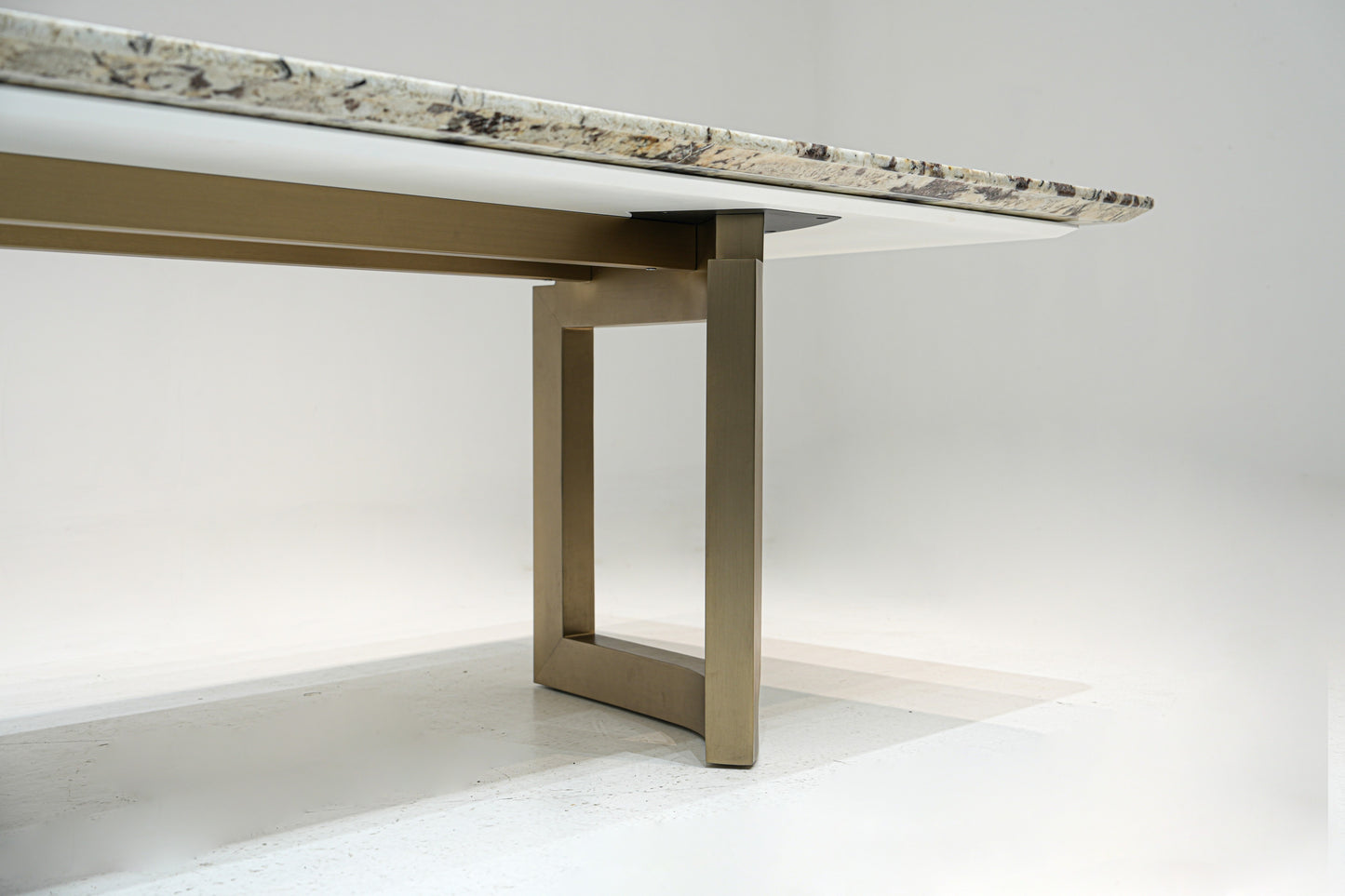 Fendi Ford Dinning Table