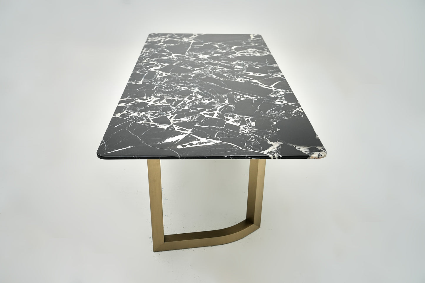 Fendi Ford Dinning Table