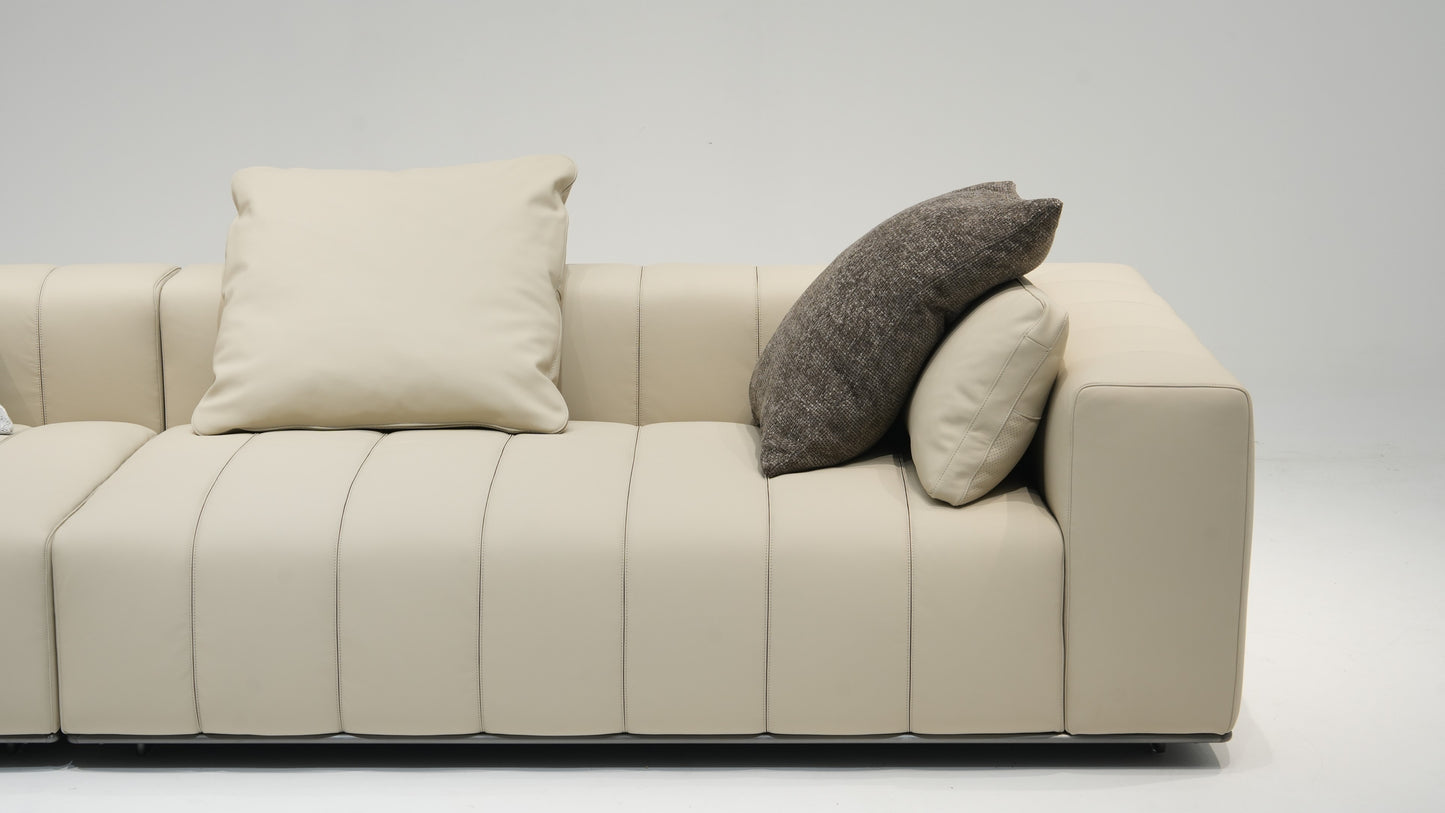 Minotti Freeman Sofa