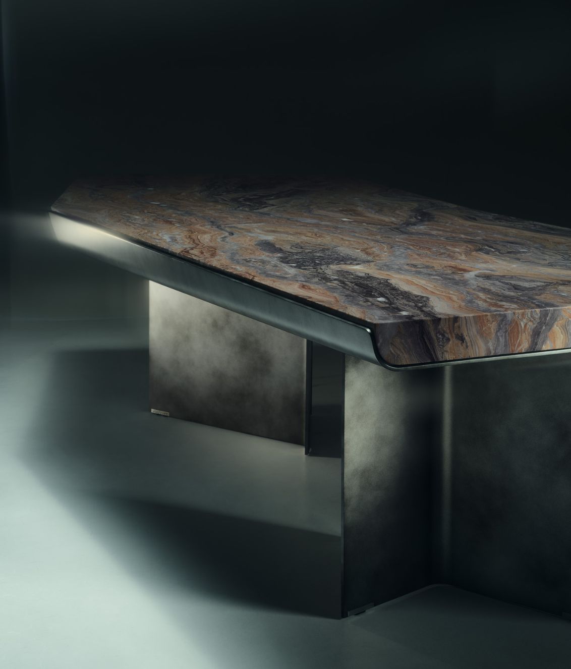 Visionnaire Catskill Dining Table