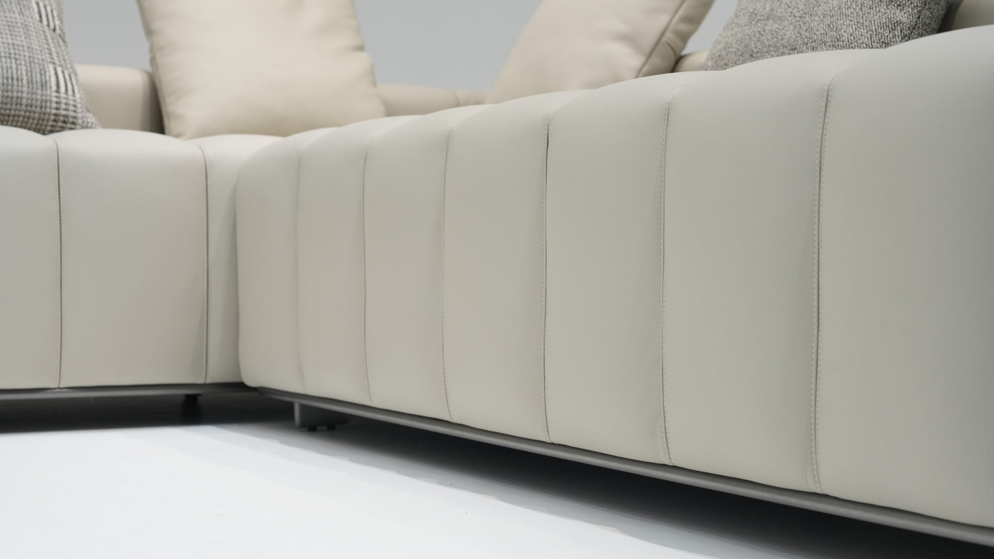 Minotti Freeman Sofa