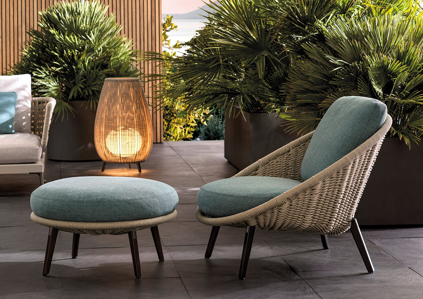 Minotti Lido ouOutdoortdoor Lounge Chair