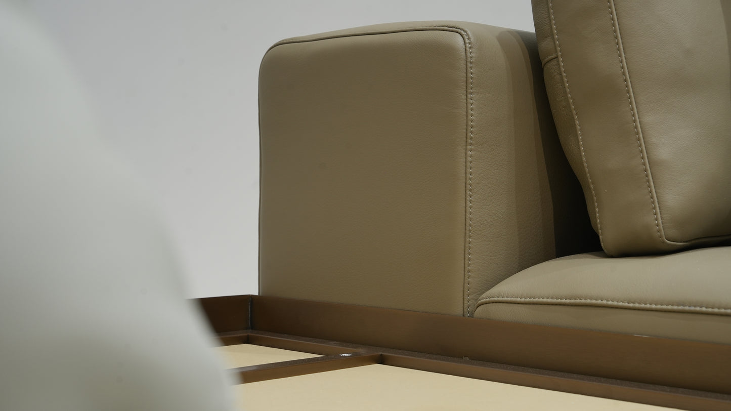 Minotti Freeman Sofa