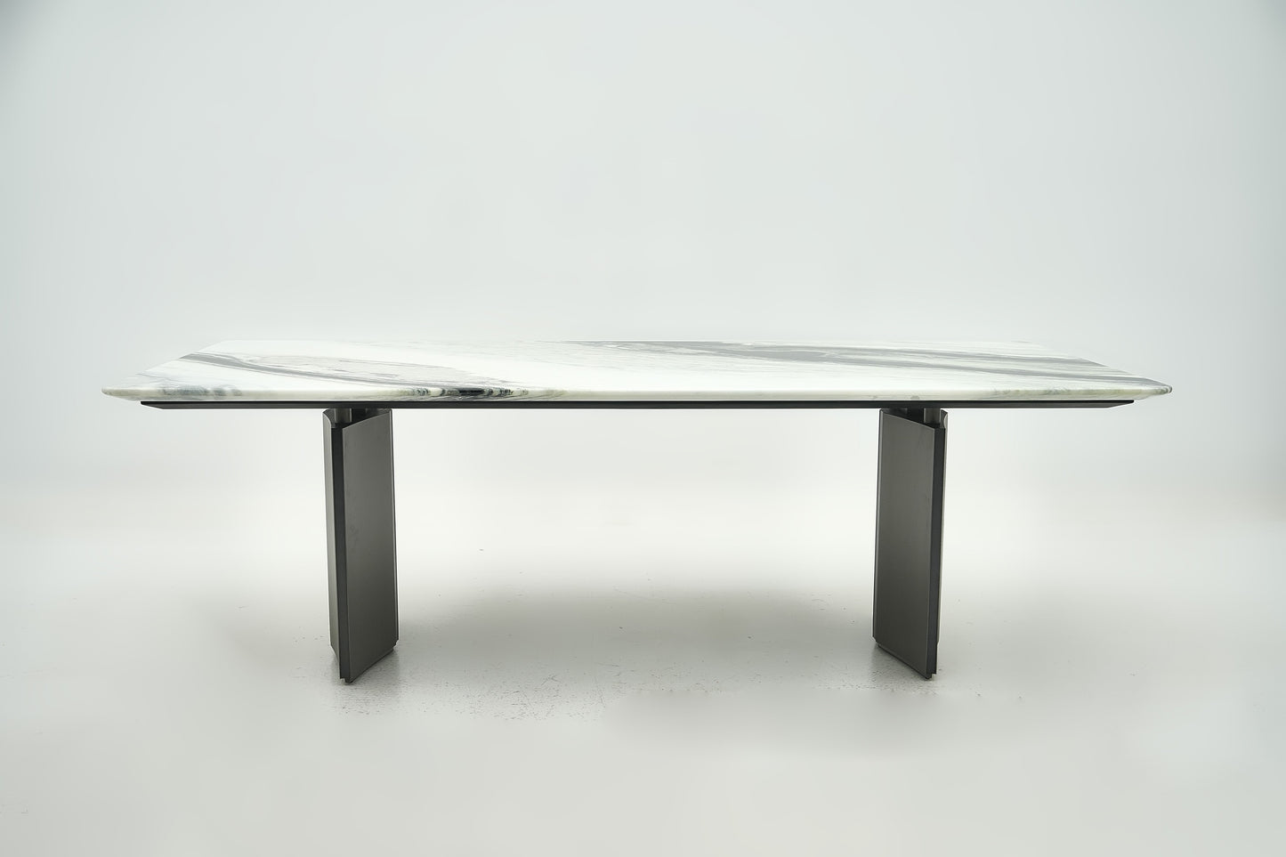 Minotti Morganb dining table