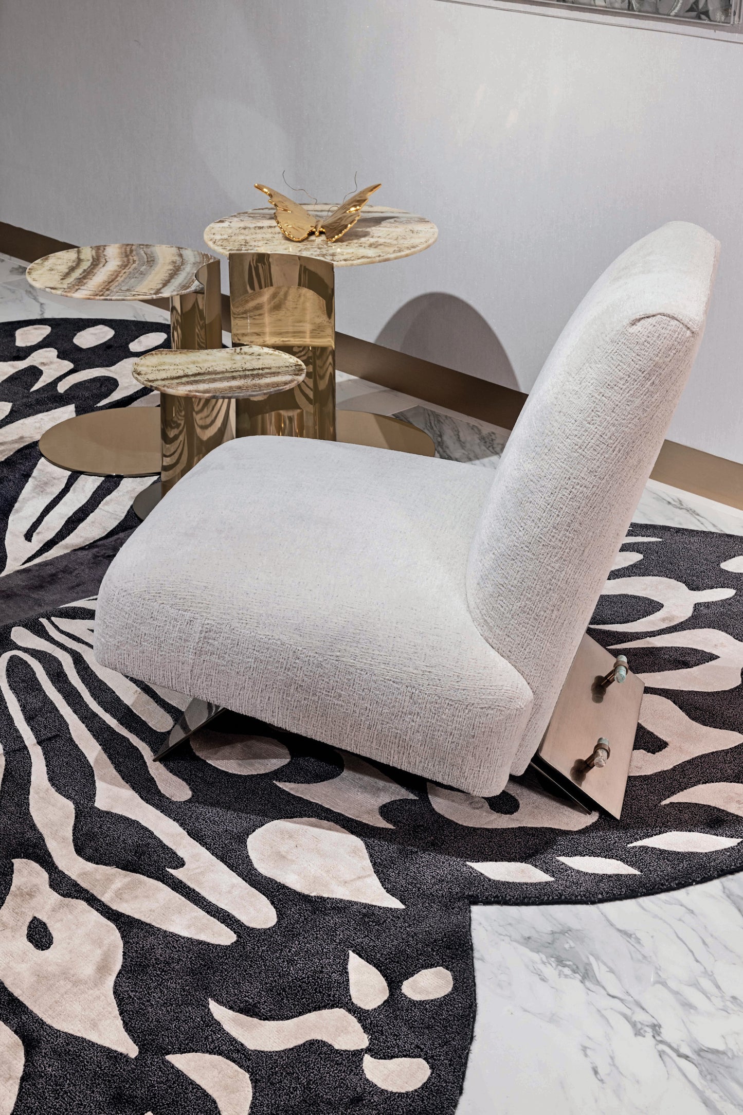 Visionnaire Aries Armchair