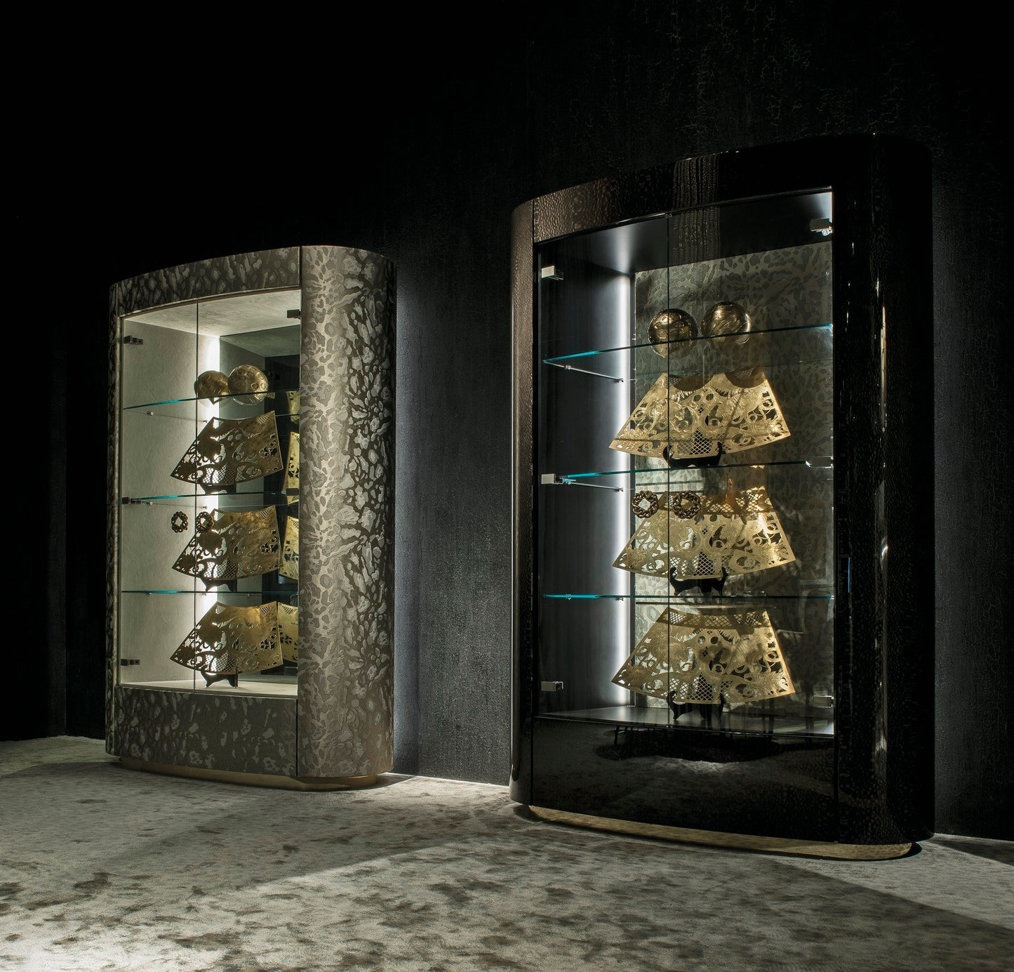 Roberto Cavalli Kasai Wine Cabinet