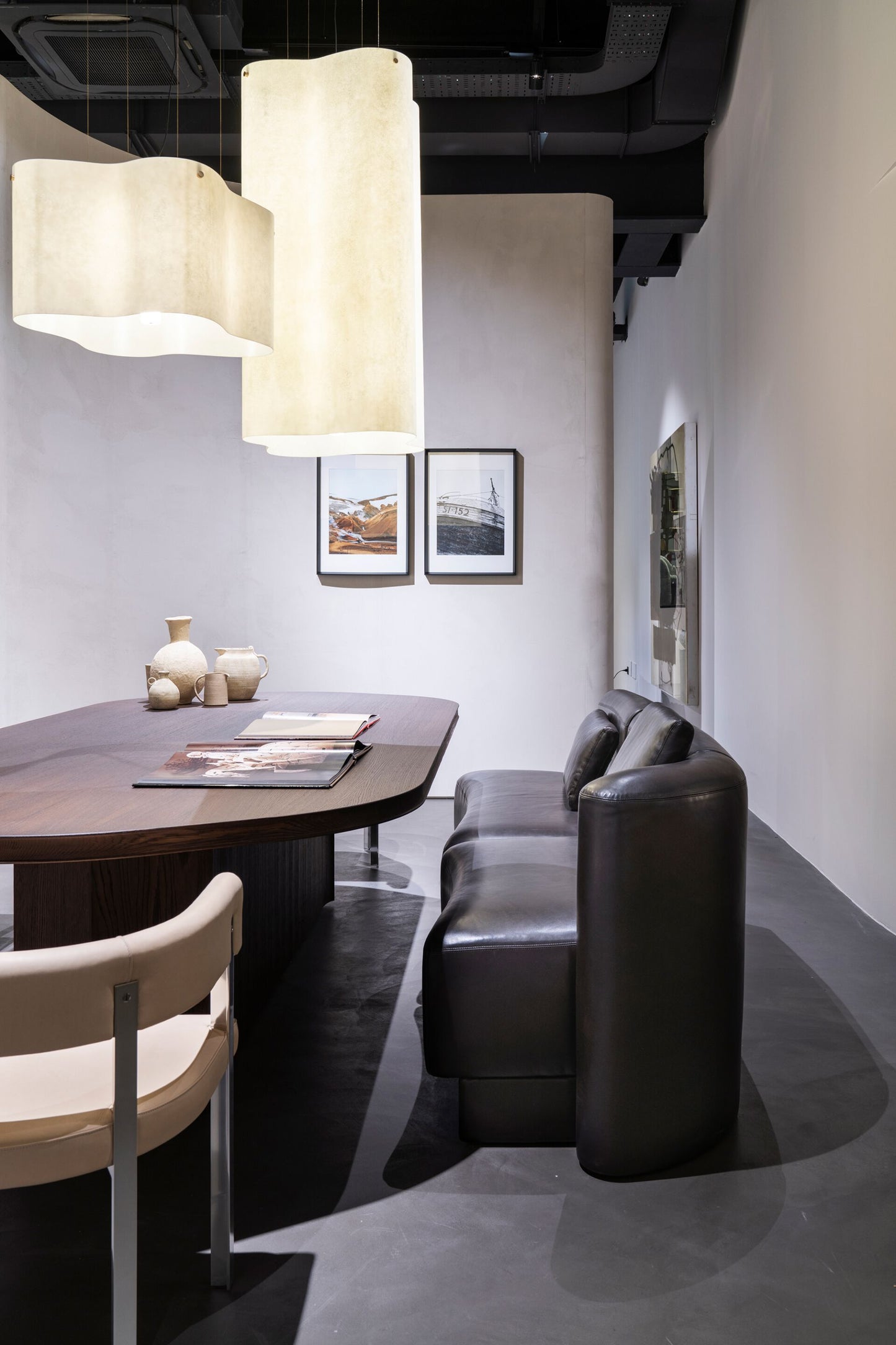 Baxter Grace Dinning Table