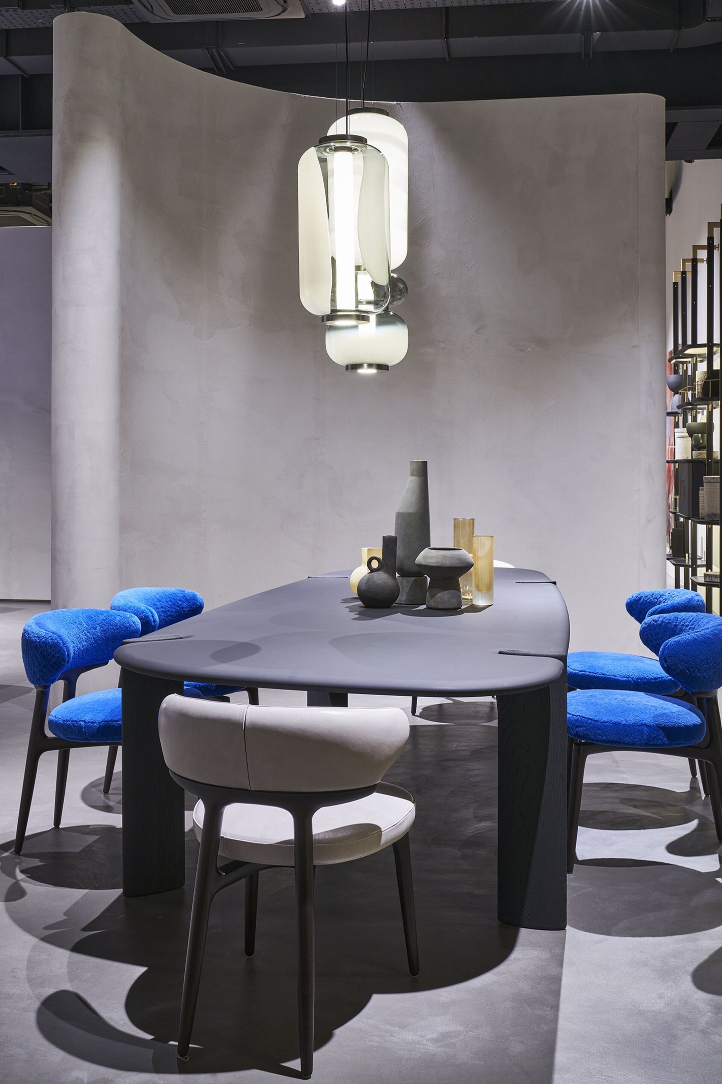 Baxter Isamu Dinning Table