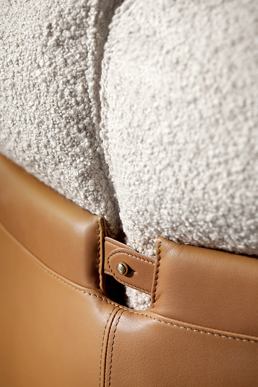 Fendi Peekasit Leisure Chair