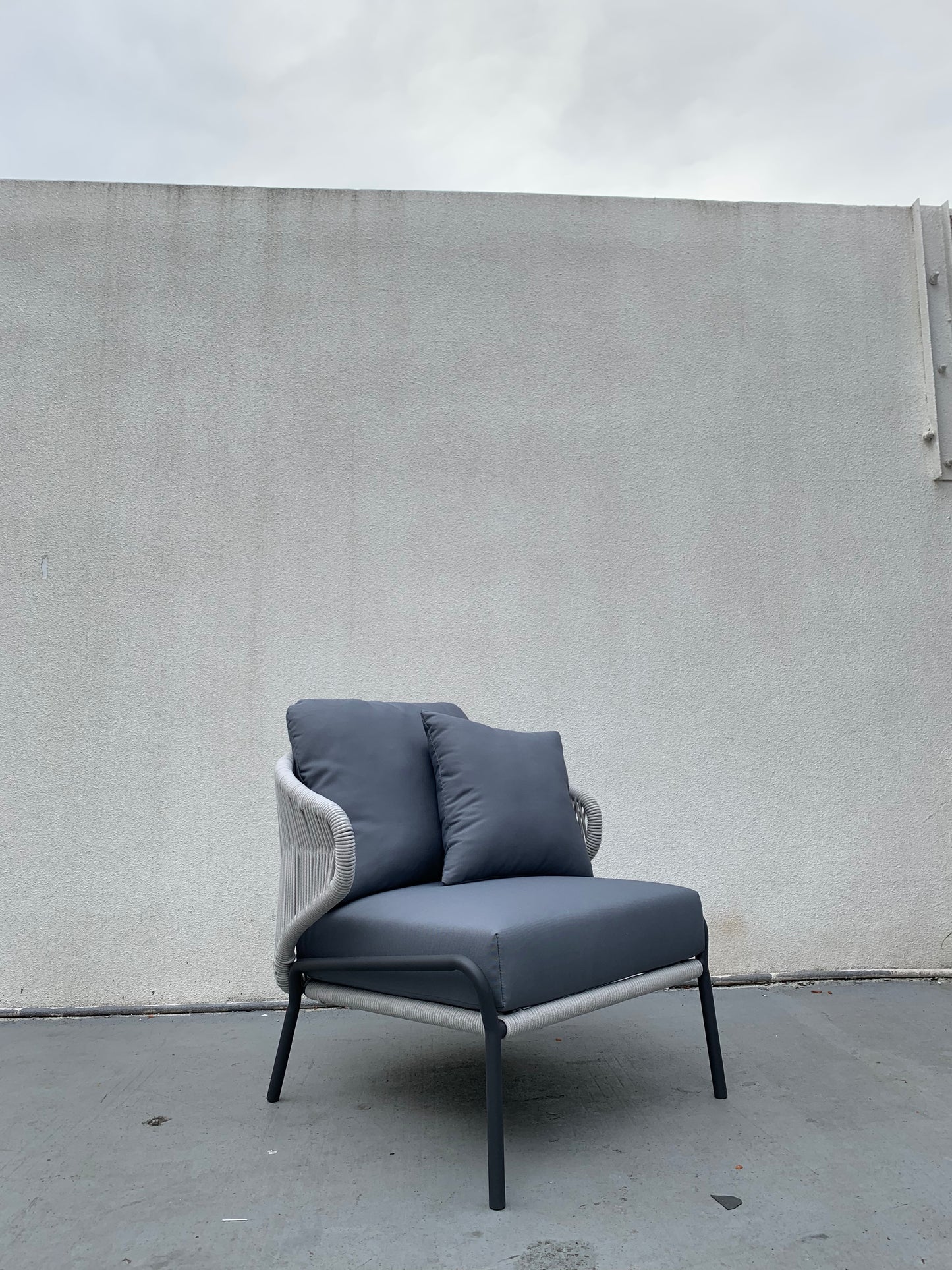 Outdoor  Armchairs 169