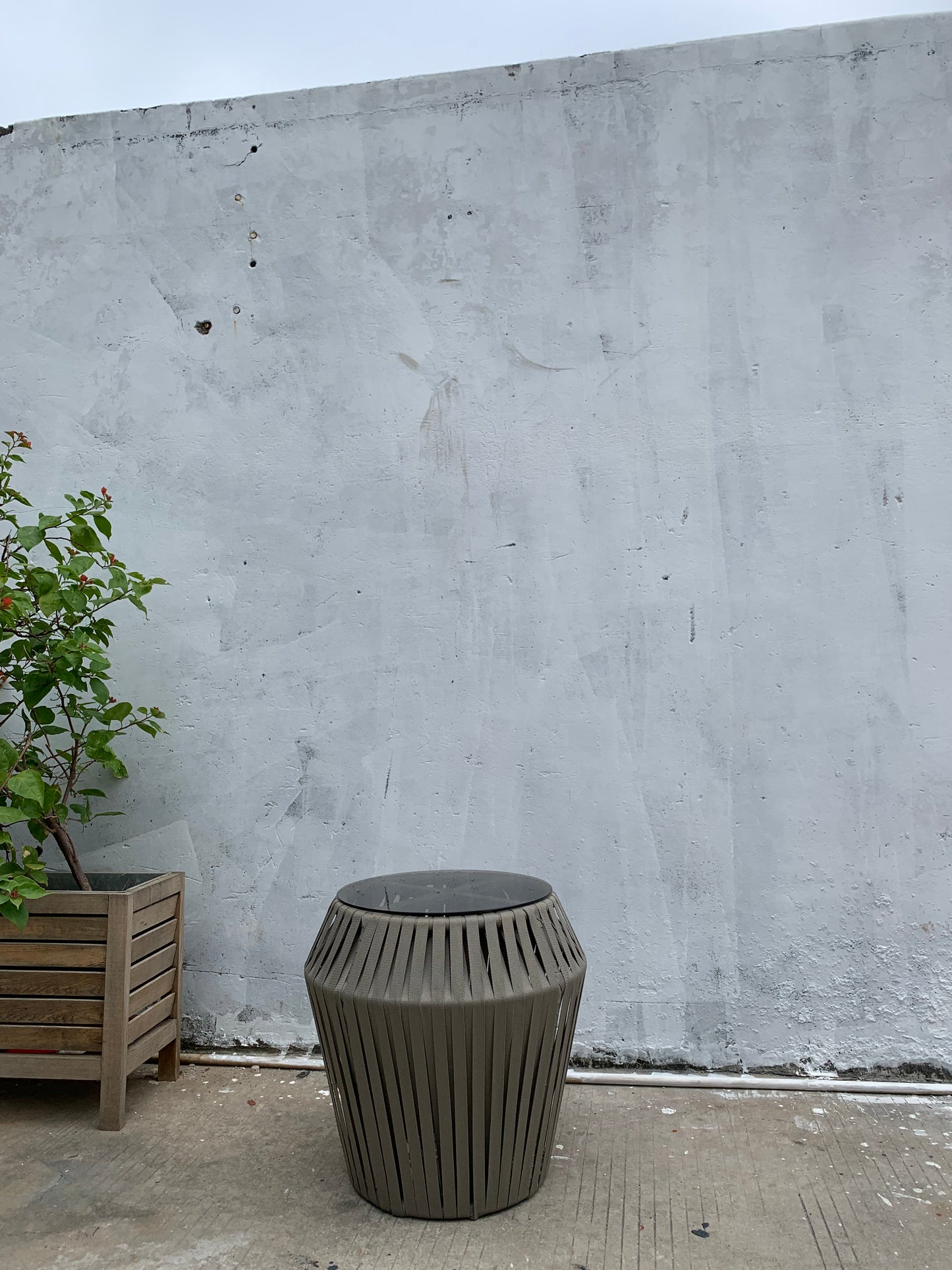Outdoor Coffee Table  83