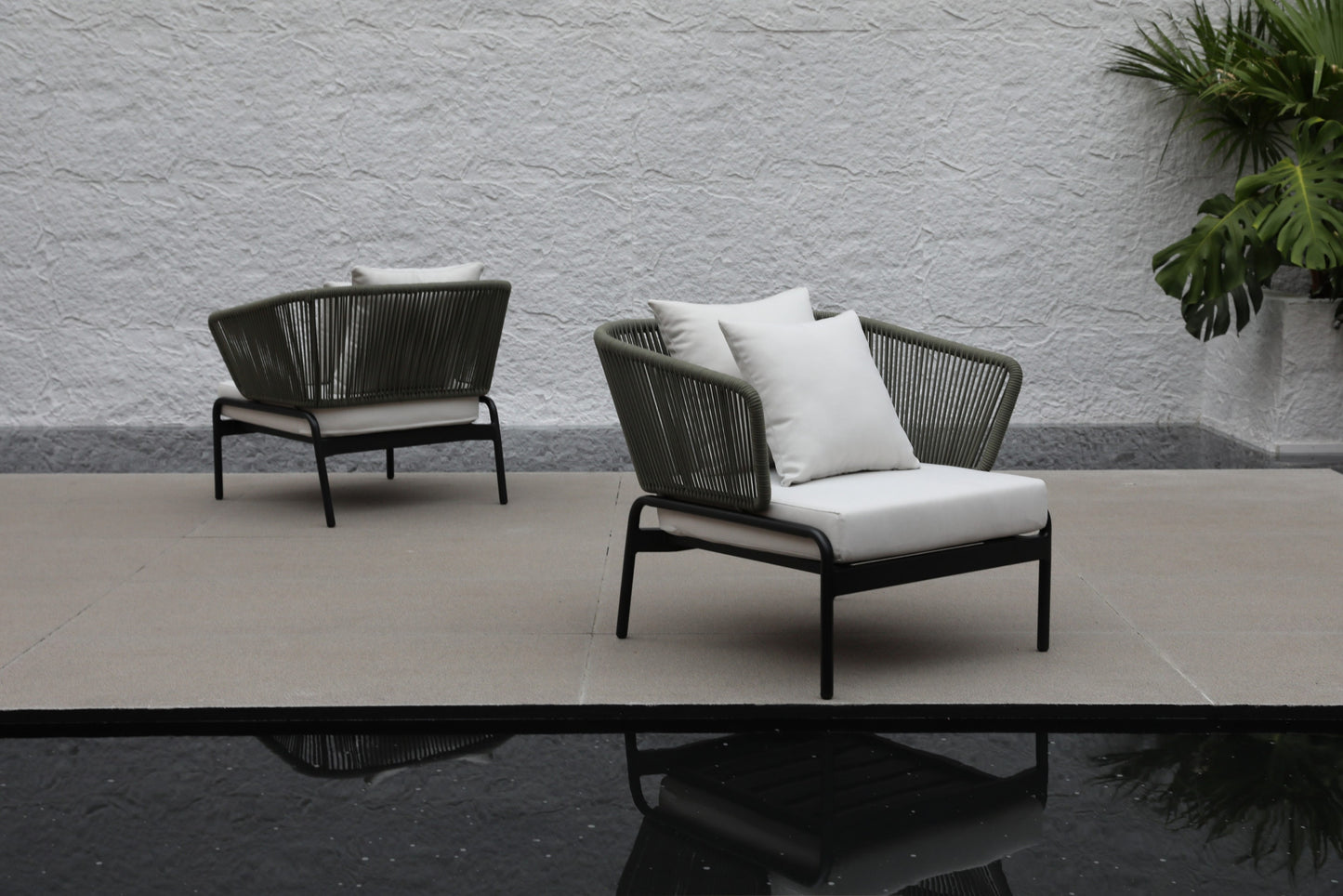 Outdoor  Armchairs 195
