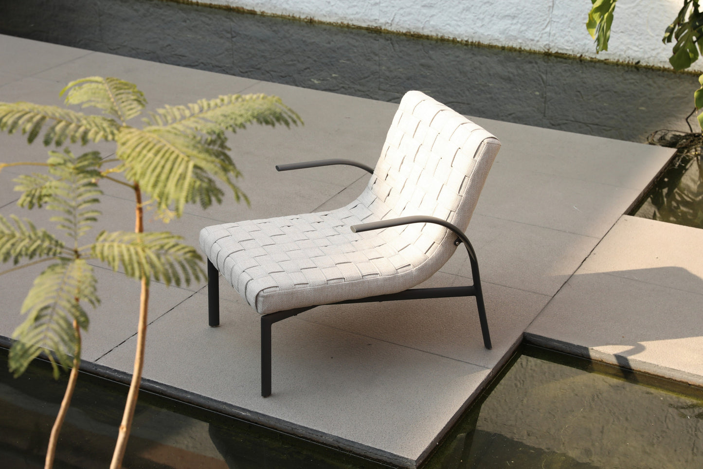 Outdoor  Armchairs 213