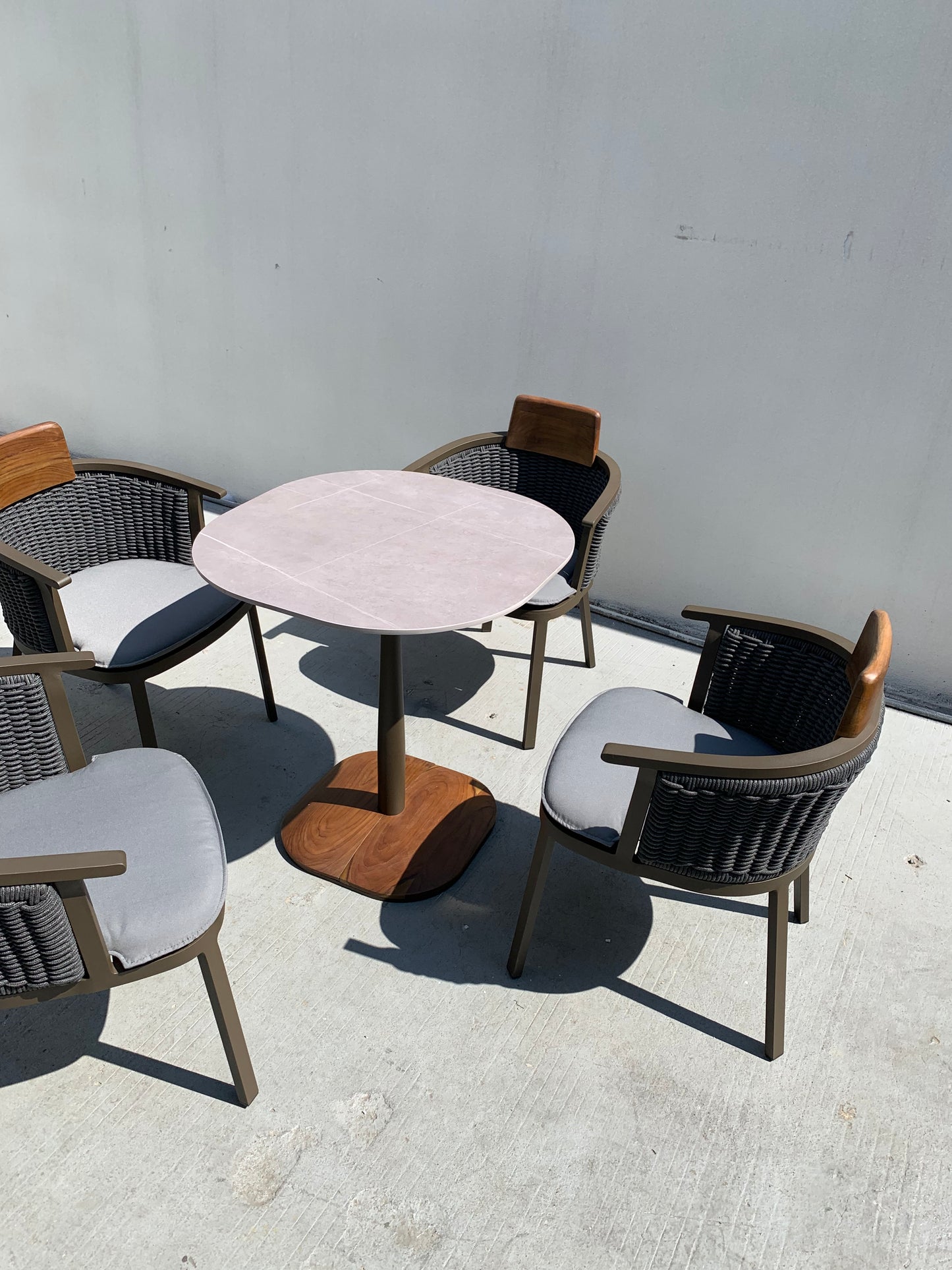 Bar Table 3