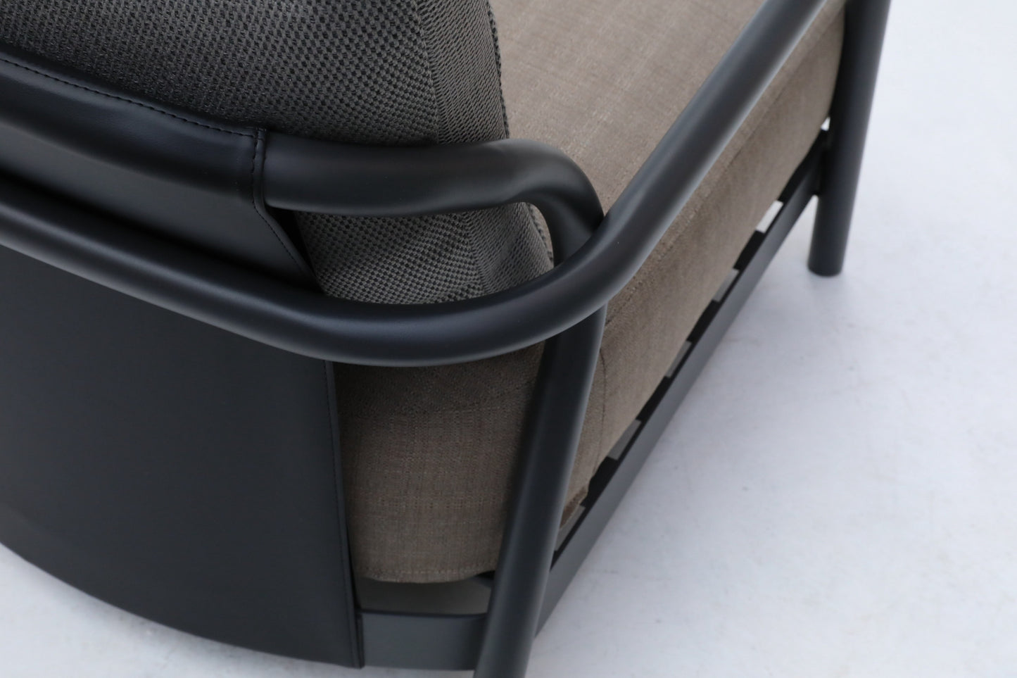 Outdoor  Armchairs 32