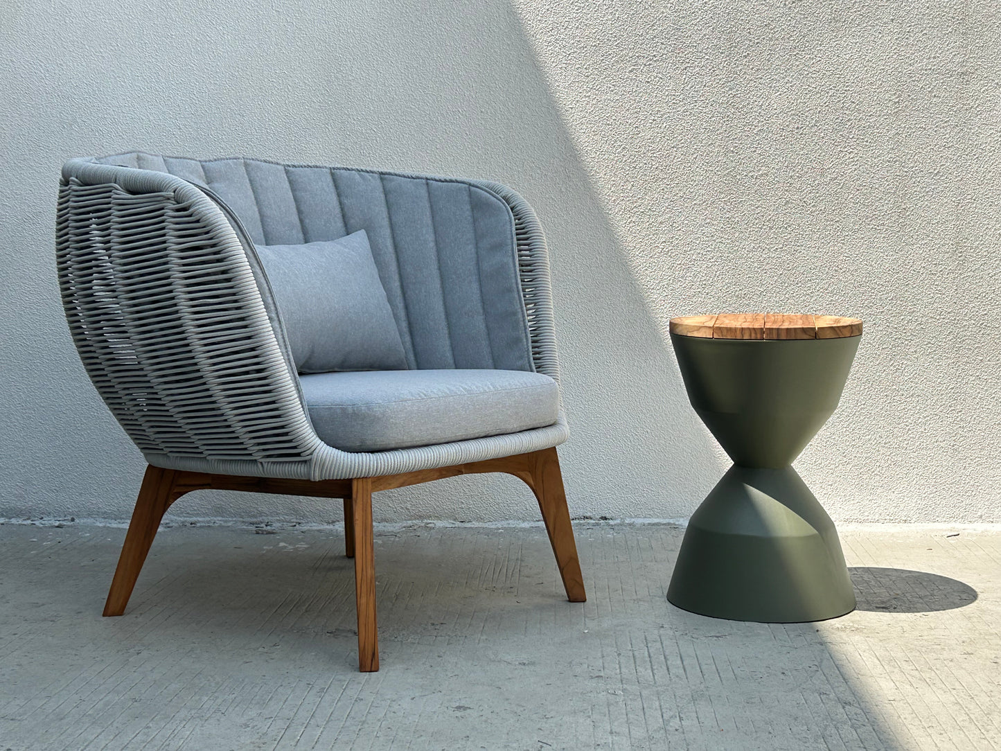 Outdoor  Armchairs 77