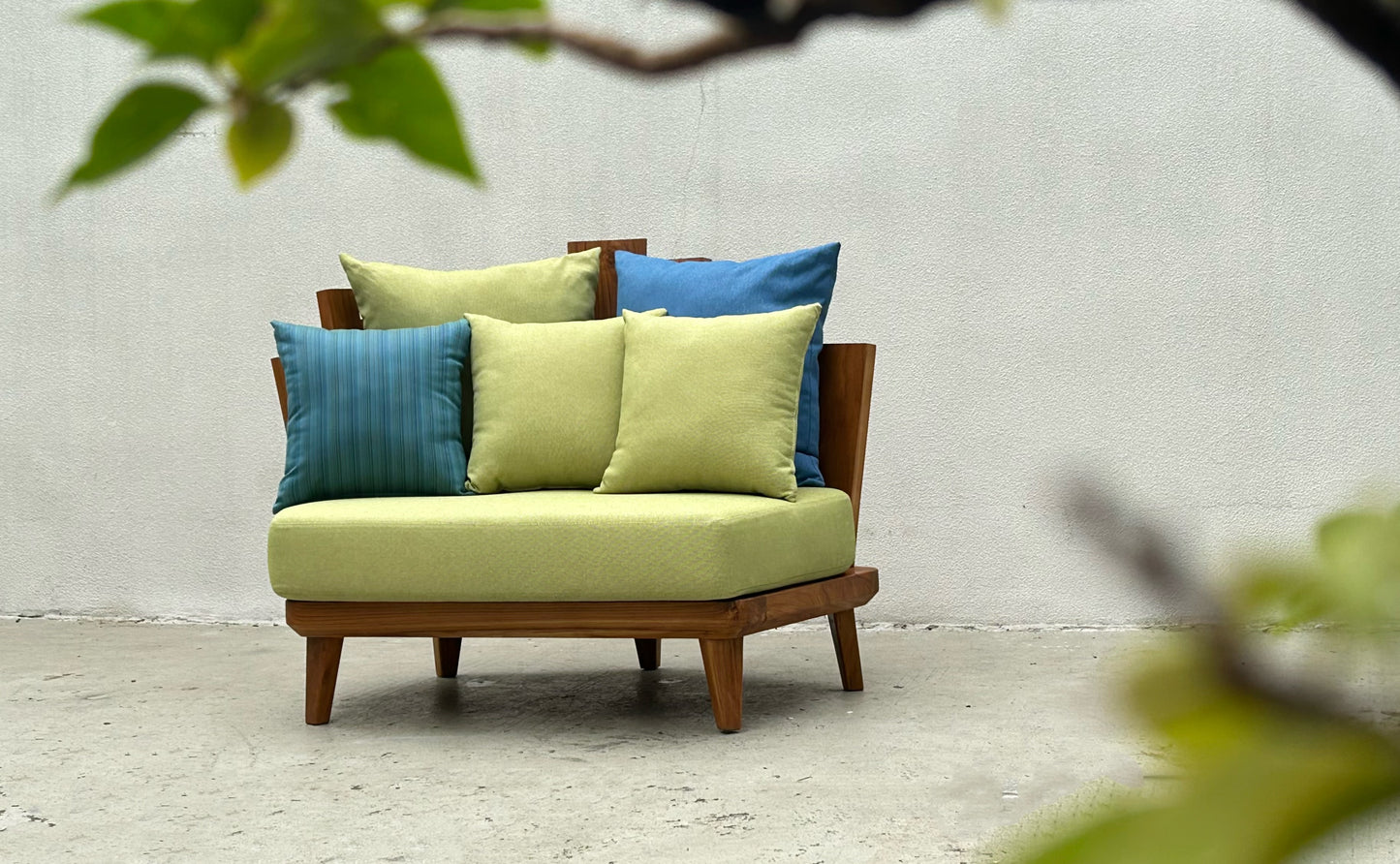 Outdoor  Armchairs 85