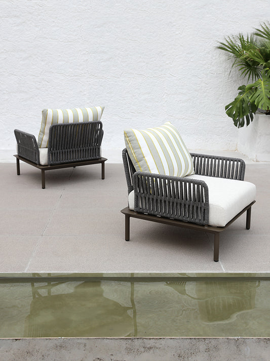 Outdoor  Armchairs 105