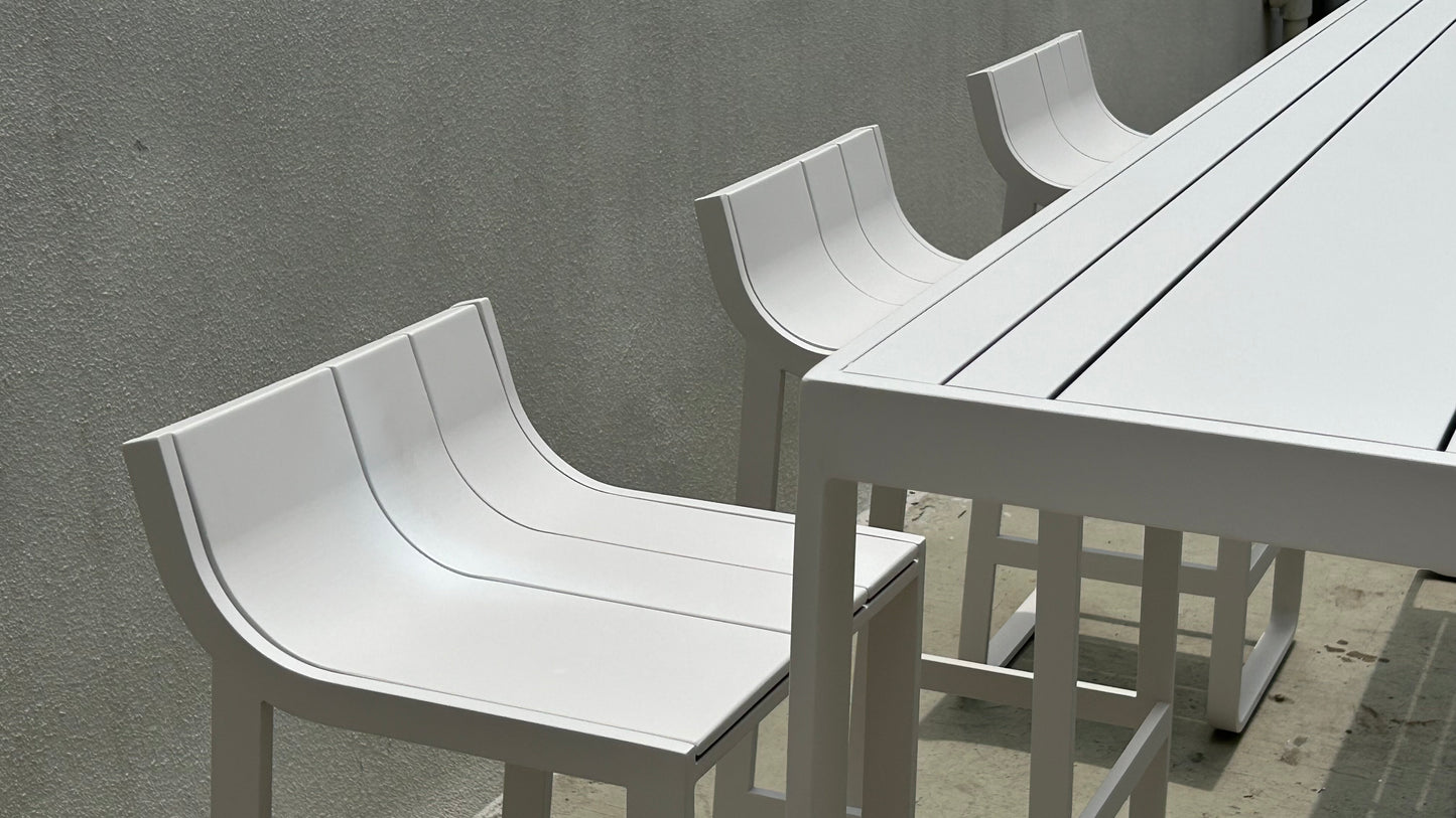 Bar Table 4