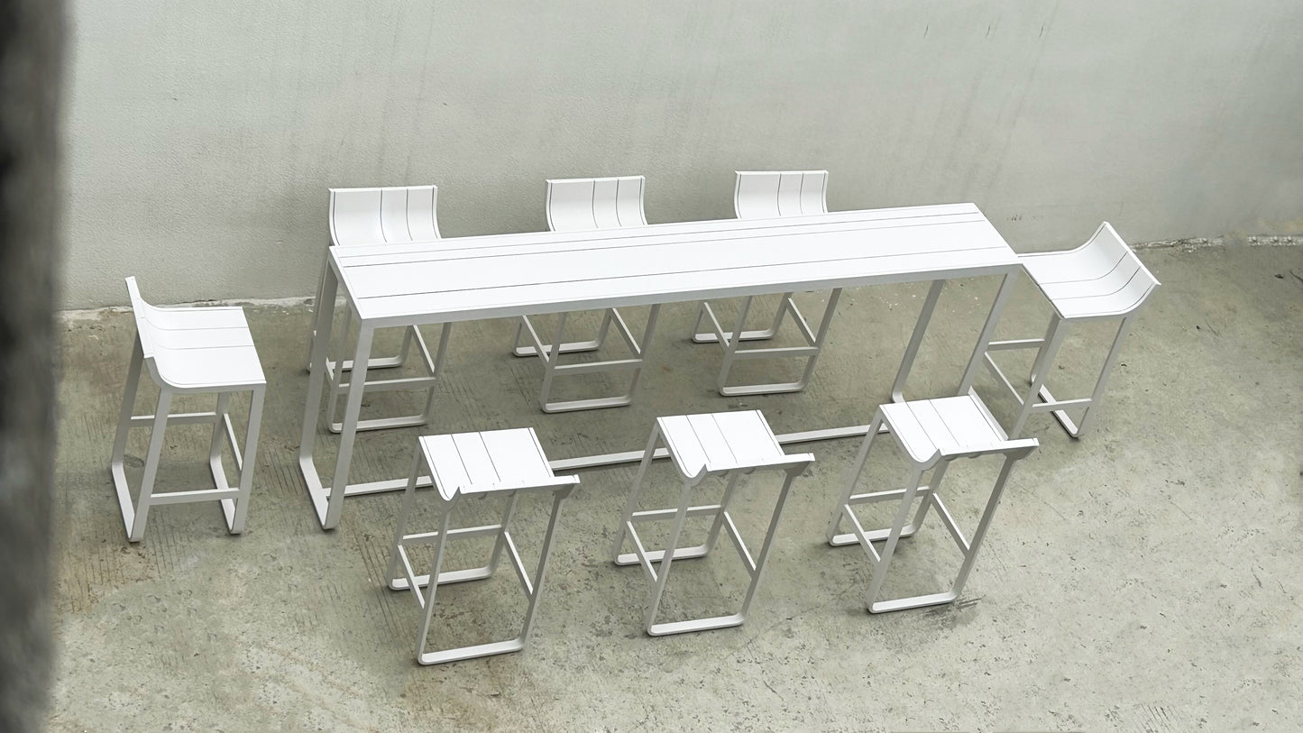 Bar Table 4