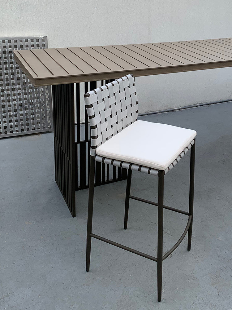 Bar Table 5