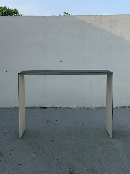 Bar Table 6