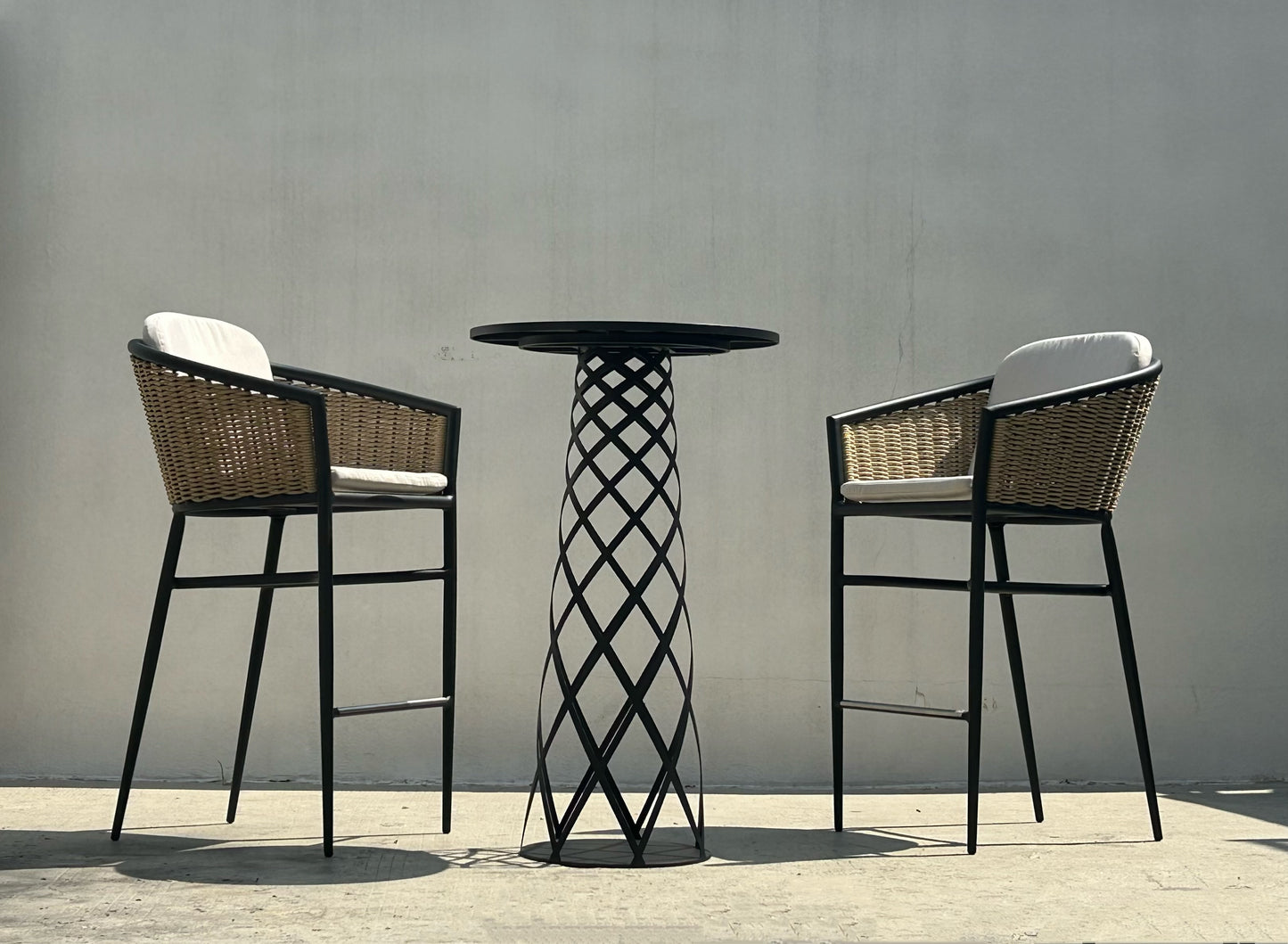 Bar Table 8