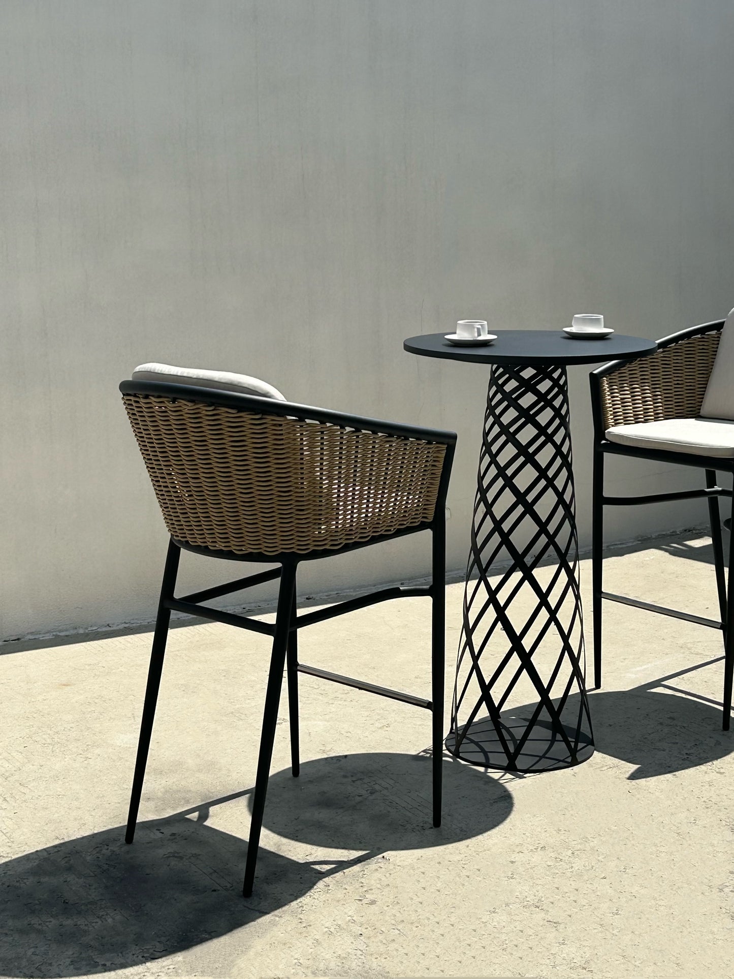 Bar Table 8