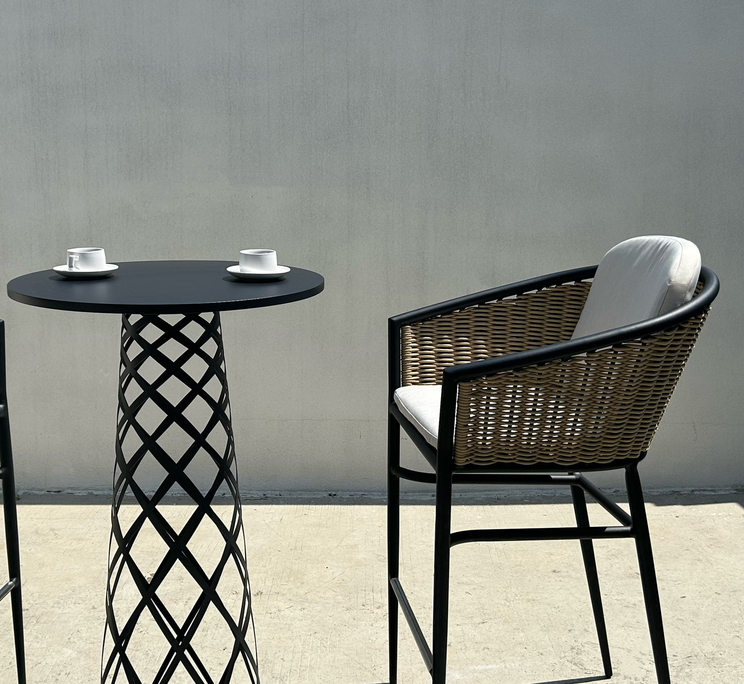 Bar Table 8