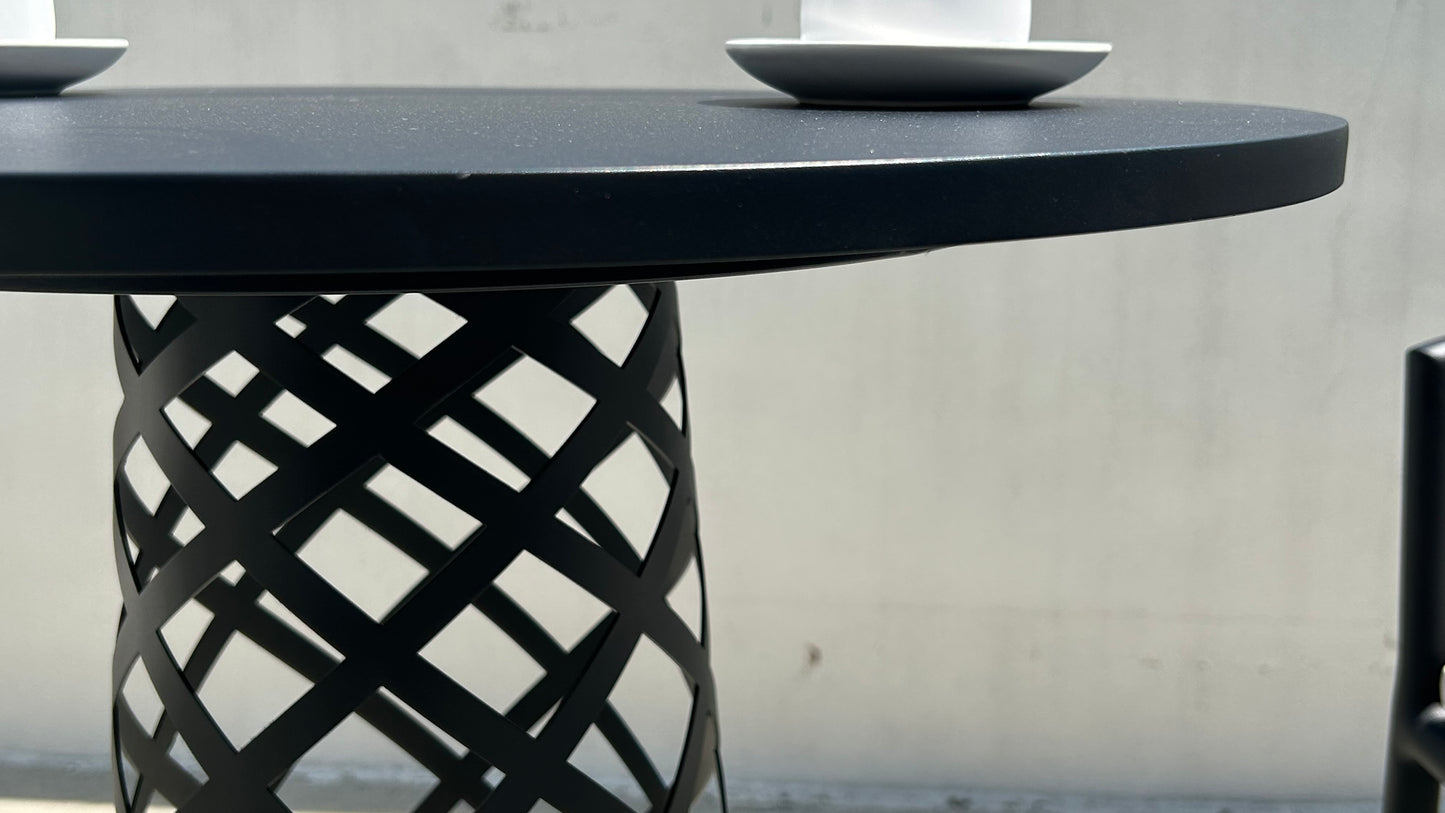 Bar Table 8