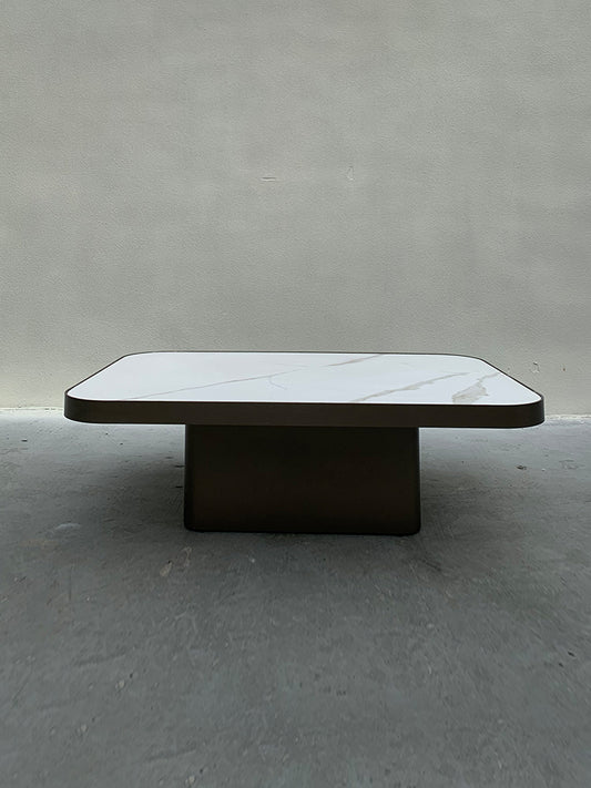 Outdoor Coffee Table  90