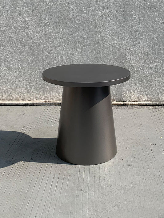Outdoor Coffee Table  91