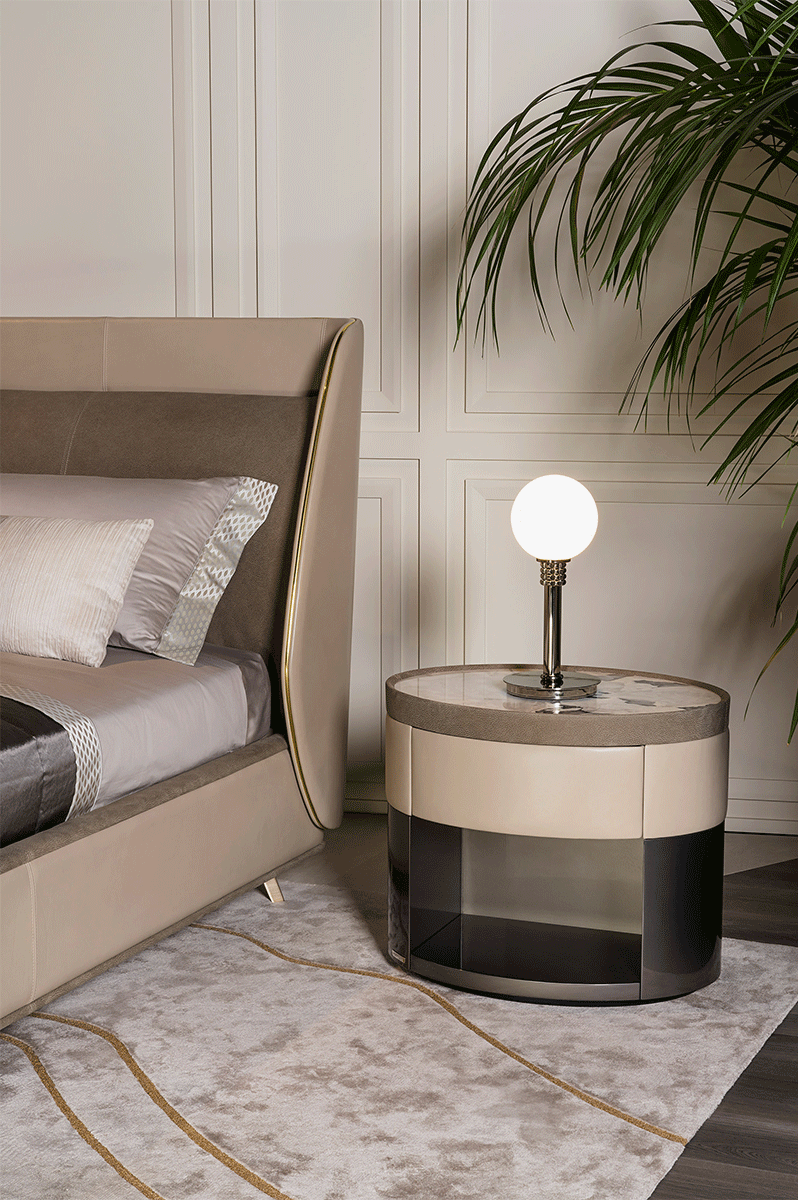 Visionnaire Le Comte Bed