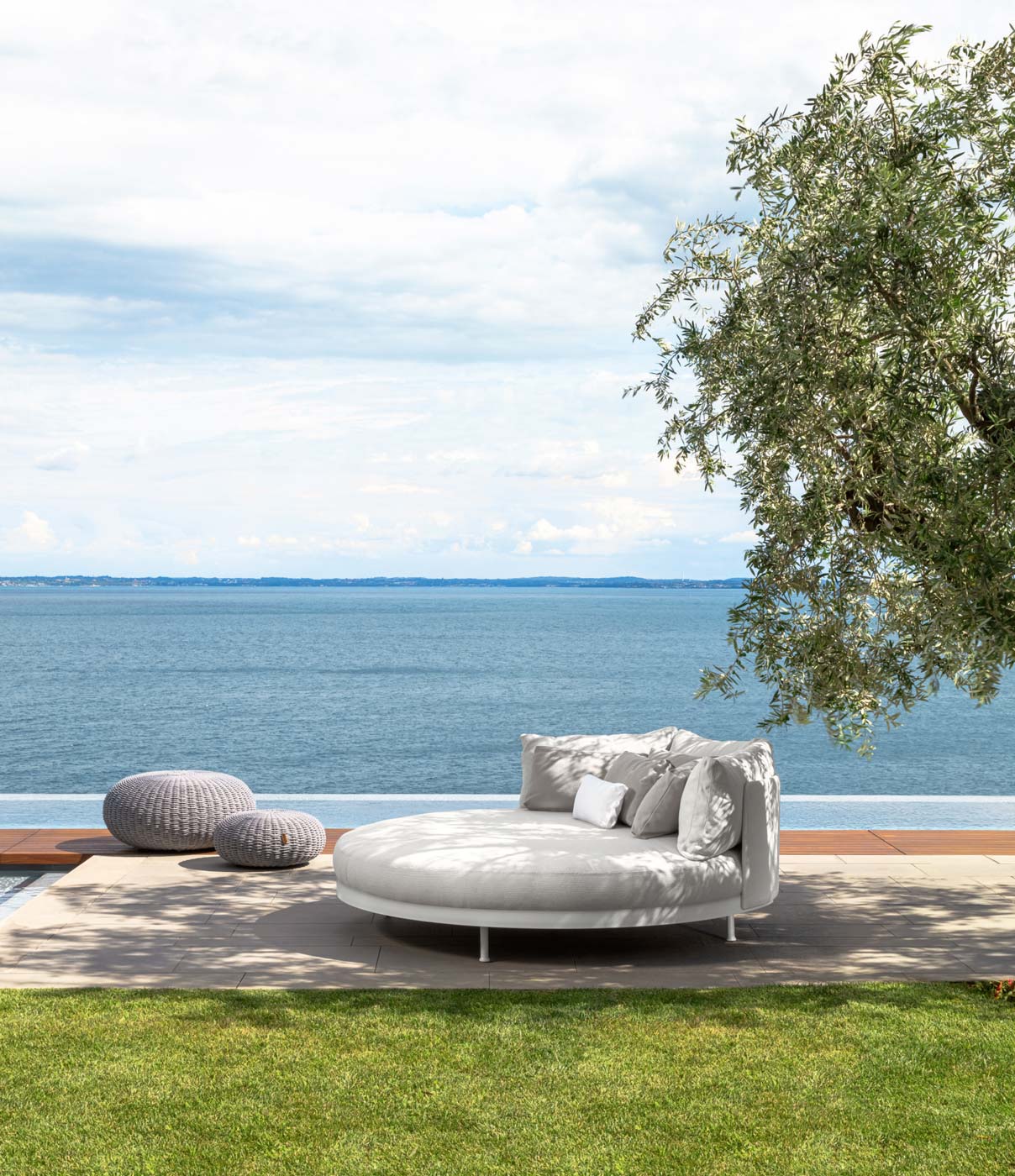 Talenti Slam Daybed