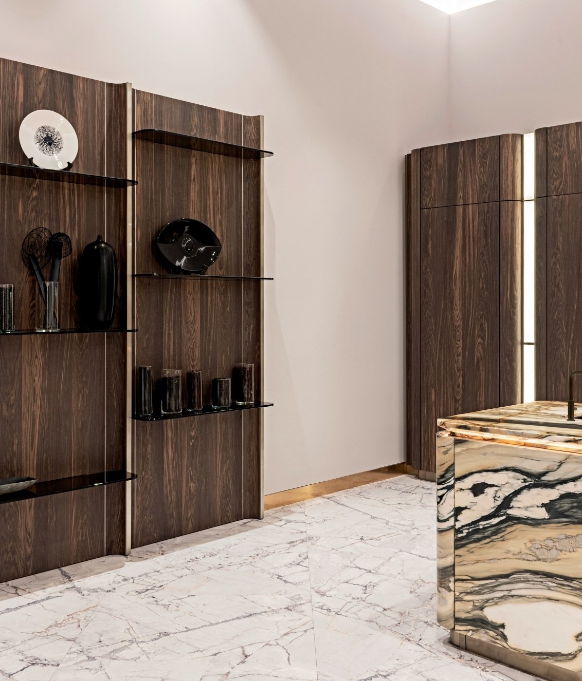 Visionnaire Tivoli Bookshelf