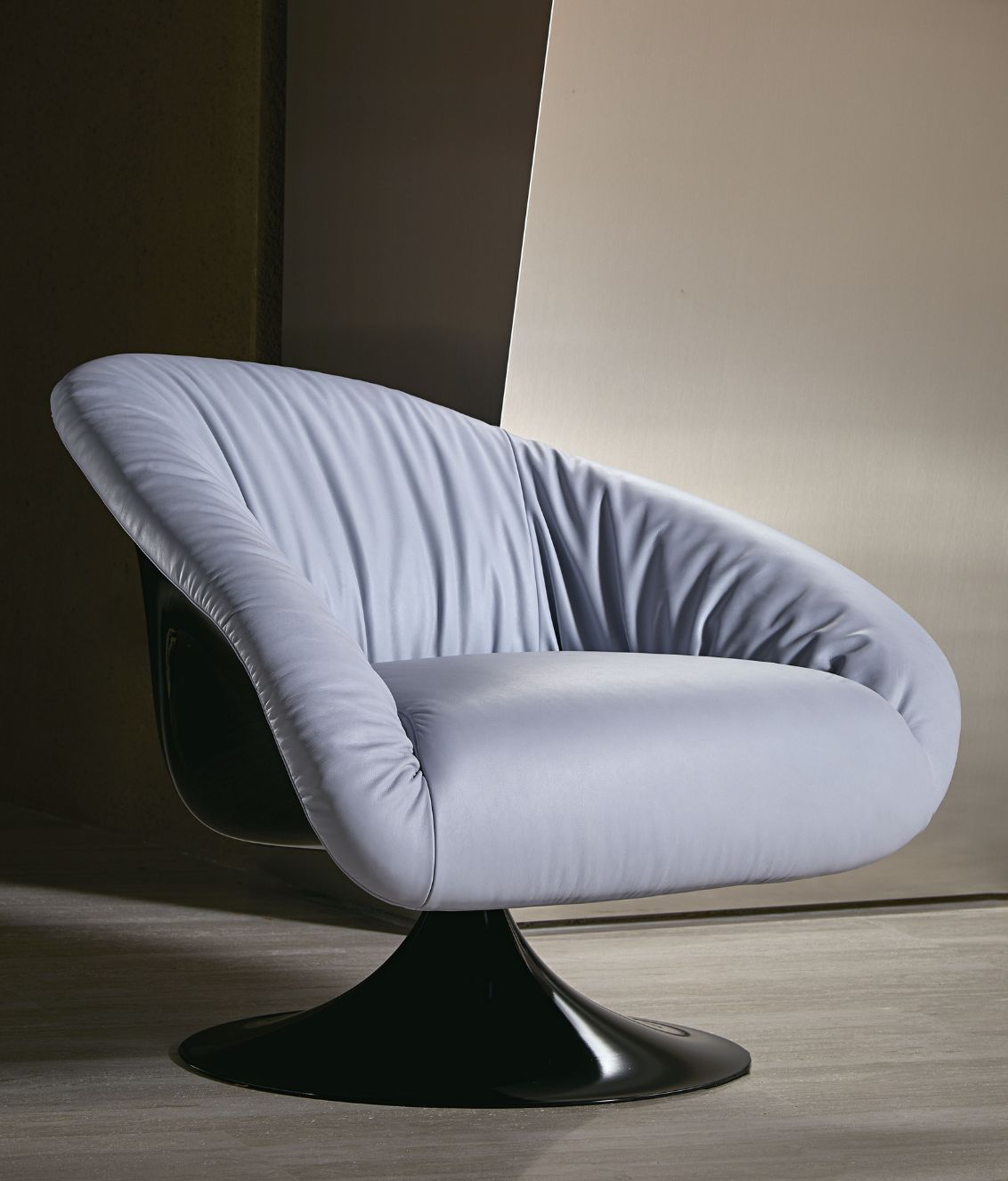 Visionnaire Bloomington Armchair