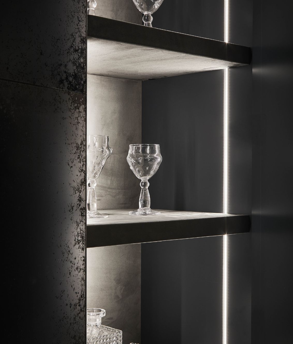 Visionnaire Gardienne Bookshelf