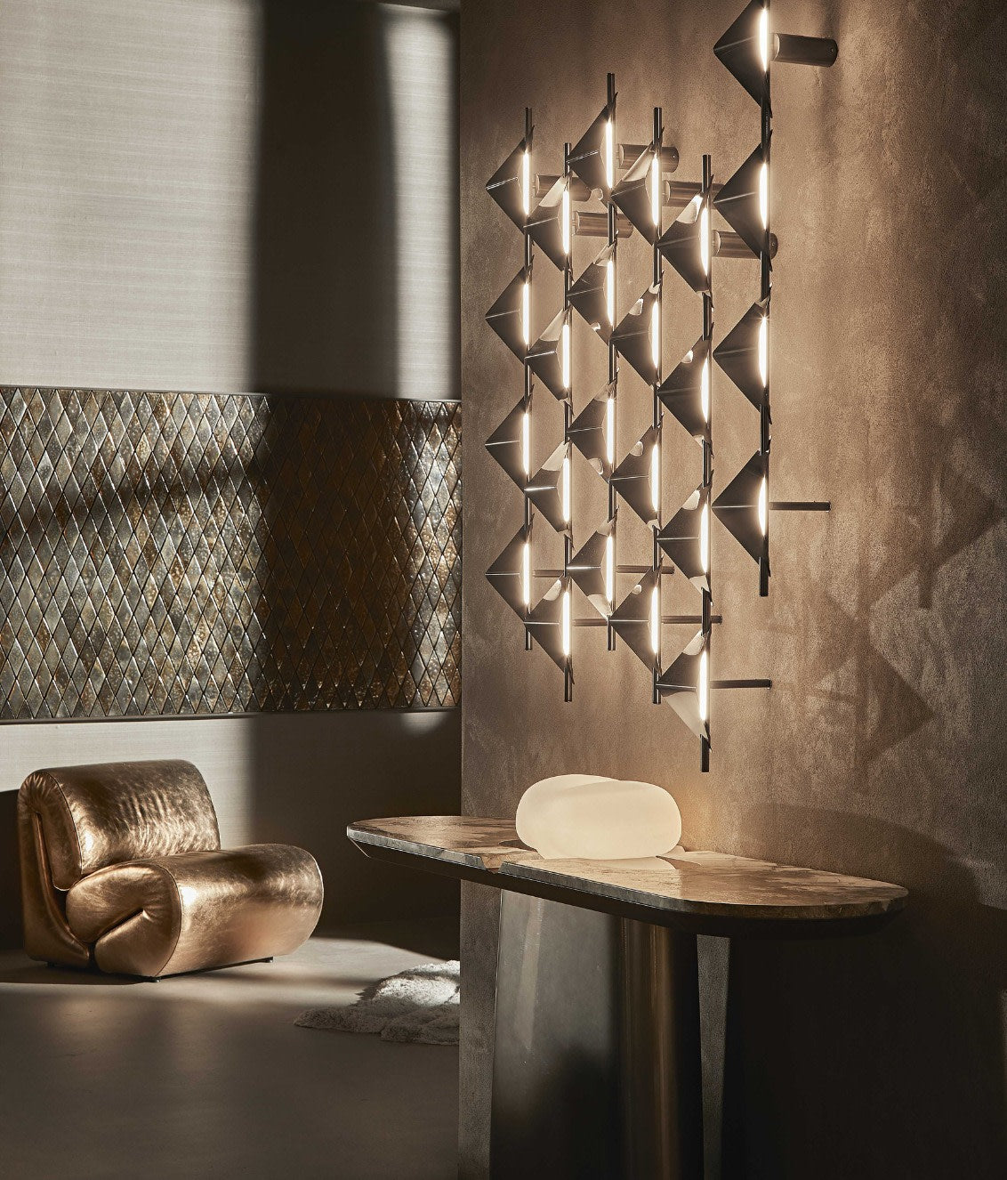 Vissionnaire Nubia Console Table