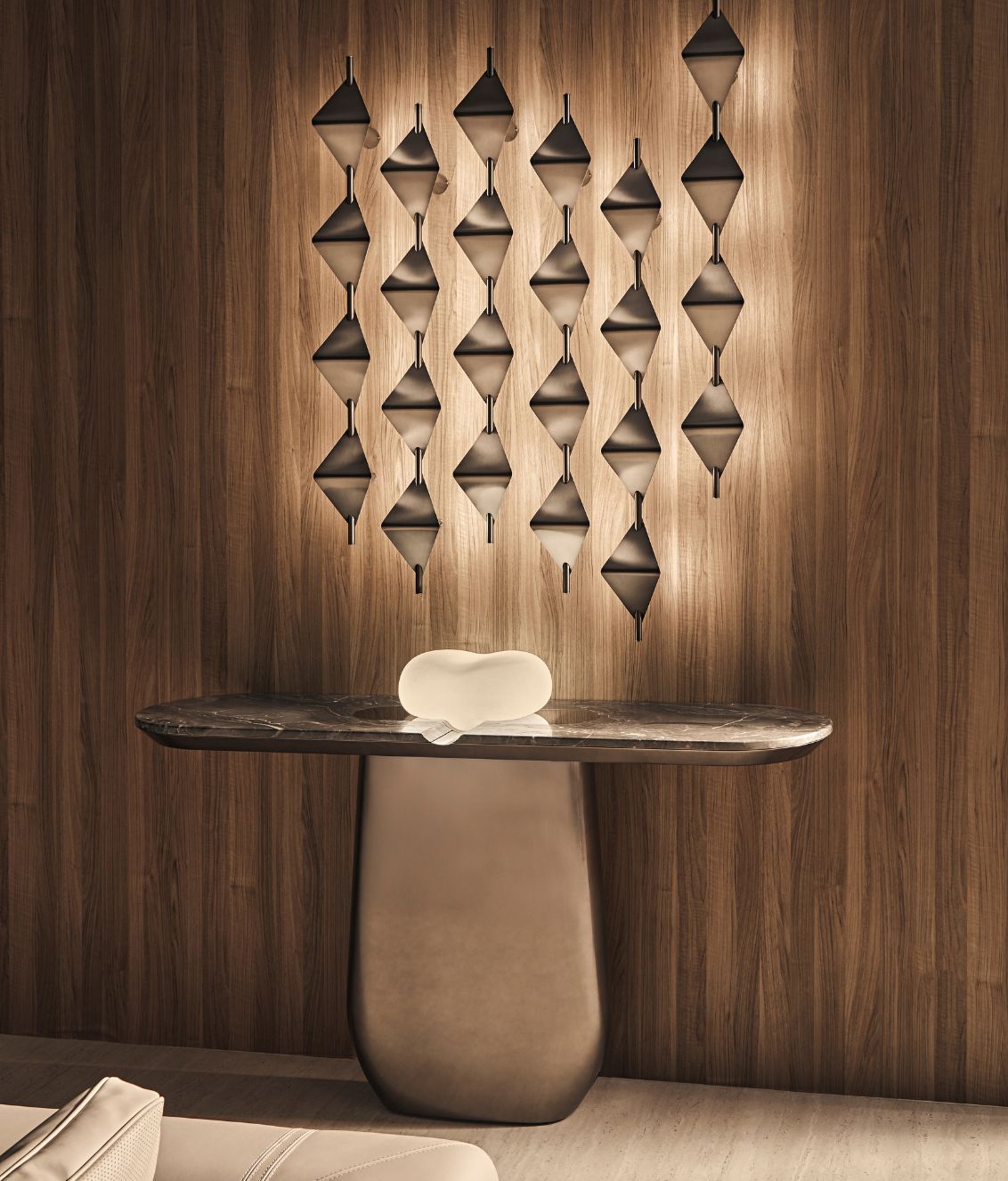 Vissionnaire Nubia Console Table