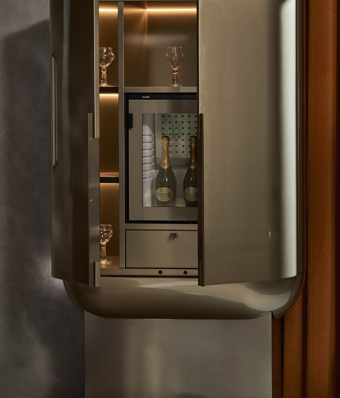 Visionnaire Siona Wine Cabinet