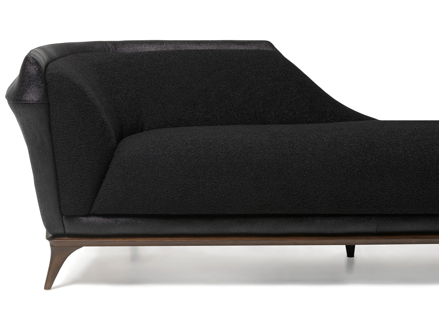 Visionnaire Deimos Recliner