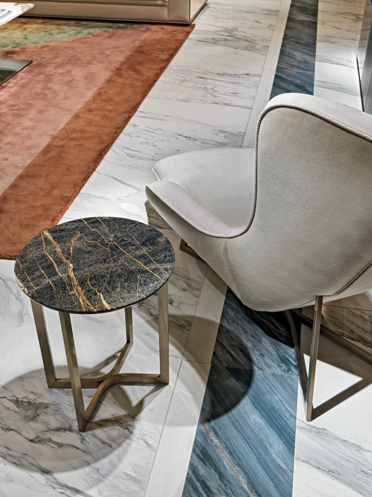 Visionnaire Egoiste Side Table
