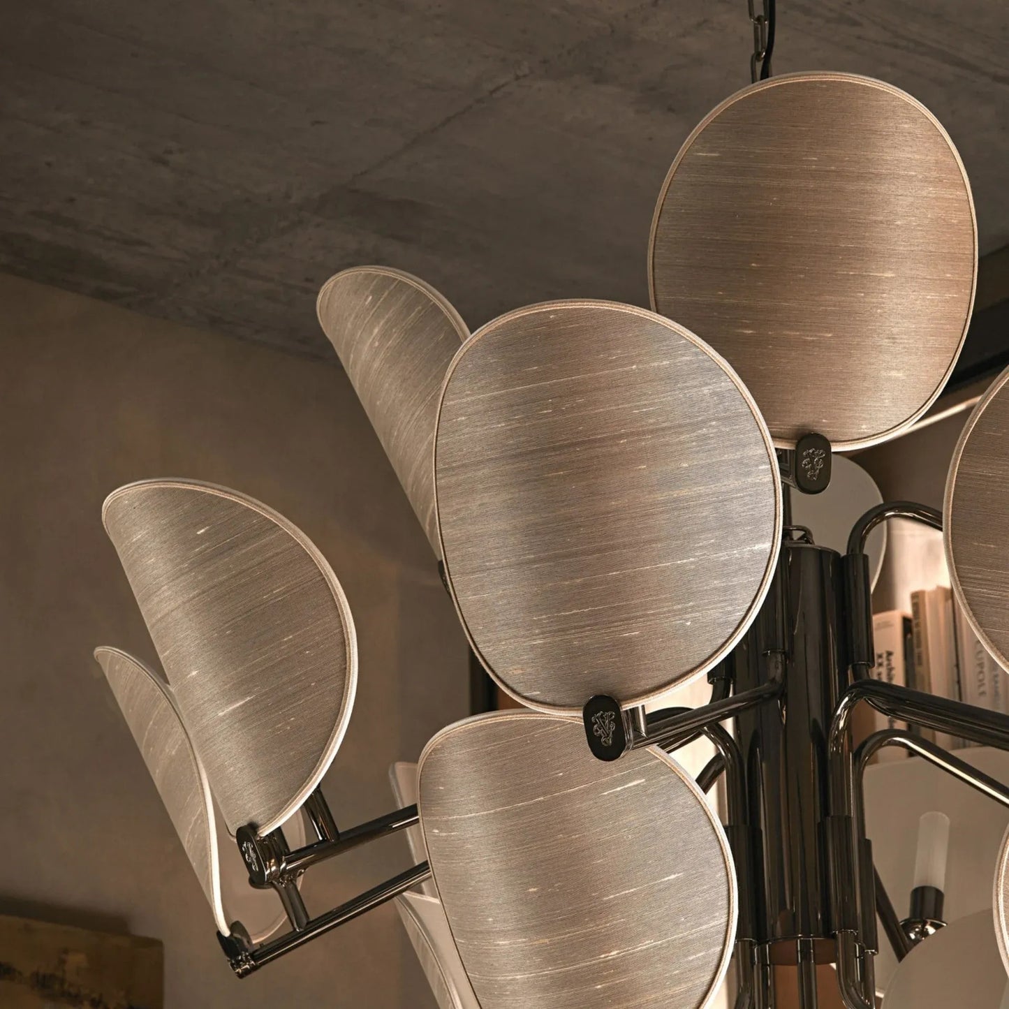 Visionnaire Akira Lighting