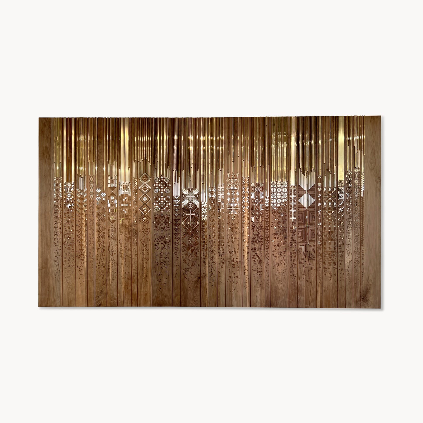 Visionnaire Shawl Alnada Walnut Wall Art