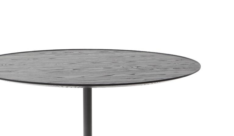 Cassina 9 Dining Table