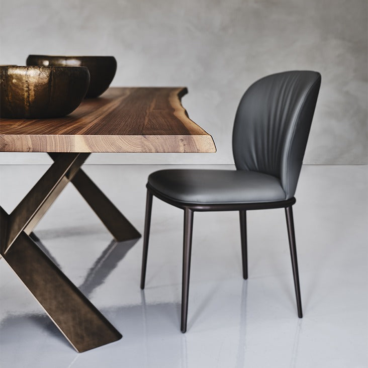 Cattelan Mad Max Dining Table